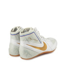 Nike footsweep 2 SE papoutsia palis-photon dust/metal gold